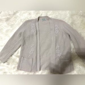 BEAUTIFUL VINTAGE BAMS KNIT SWEATER ⭐️